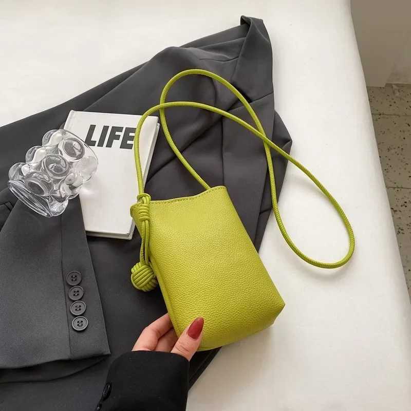 Women Leather Small Crossbody Bag Designer Cell Phone Bag Lightweight Fashion Shoulder Bag Ladies Travel Purse Z250115