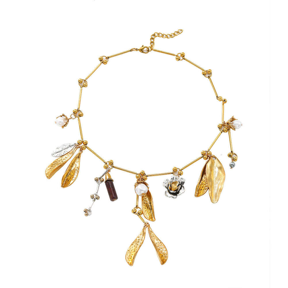 autumn winter new multi-element alloy leaf pendant necklace with exaggerated personality and trendy accessories