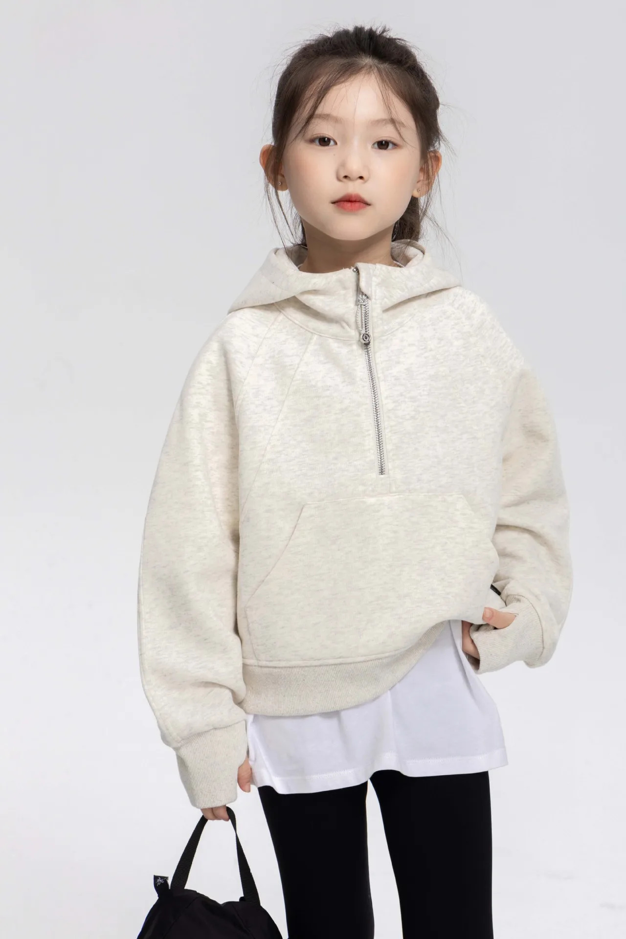 Womens short hoodie loose jacket autumn childrens clothing sense zipper sports top solid 241210