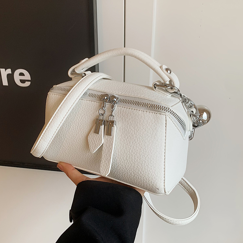Classic Black Square Handbags for Women Autumn New Versatile Small Single Shoulder Crossbody Bags with Elegant Ball Pendant bag