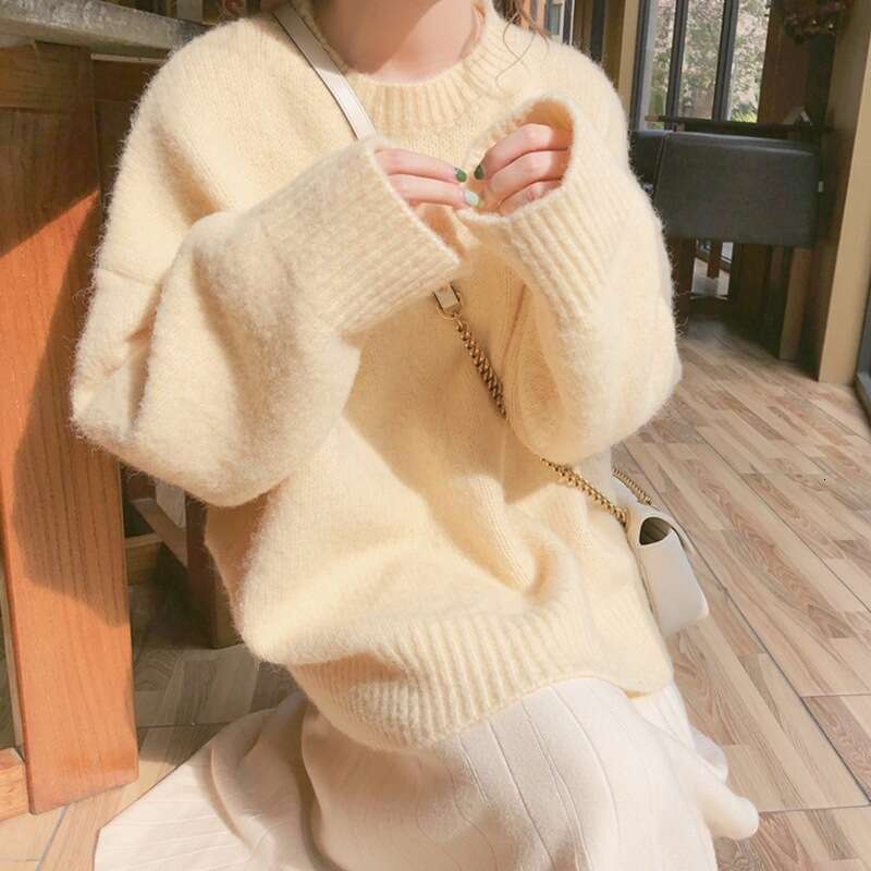 This year's popular women's tops, autumn winter new styles, milk cute outfits, gentle and lazy style, thick knit sweaters, foreign trade