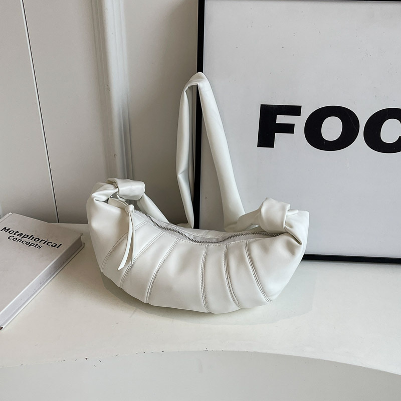 2025 new Crowdsourced Design Women's Single Shoulder Cow Horn New Kesong Crossbody Bag Versatile Instagram