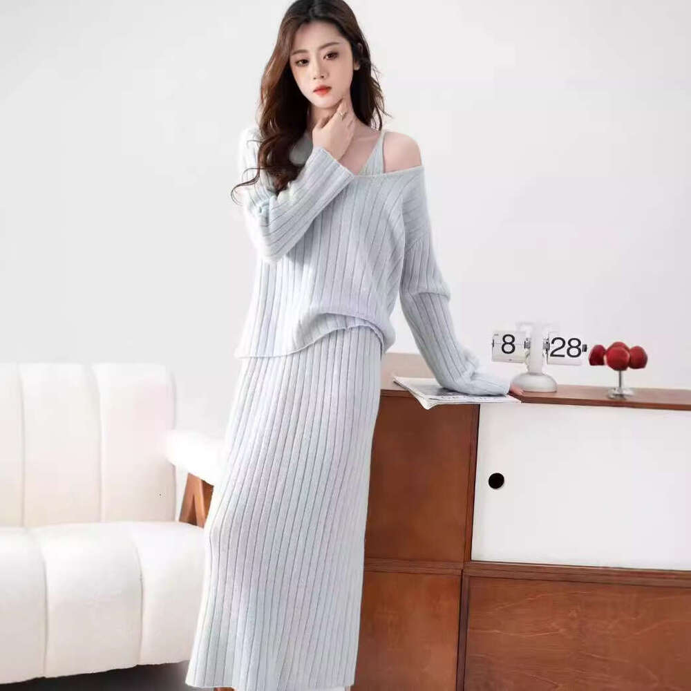 French pit stripe design pullover V-neck knitted sweater+base 2024 autumn/winter new woolen dress two-piece set
