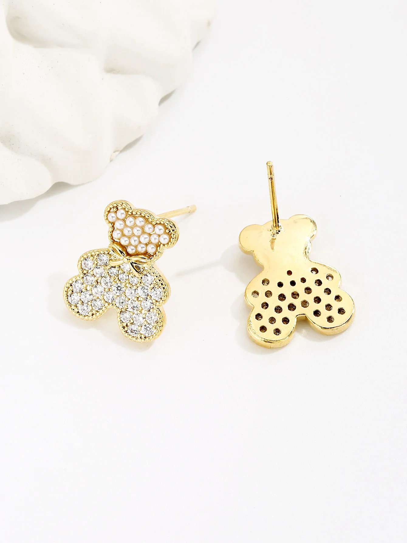 JF Super Flash Exquisite Micro Inlaid Zircon Pearl Cute Bear rens Fun Earrings 241209