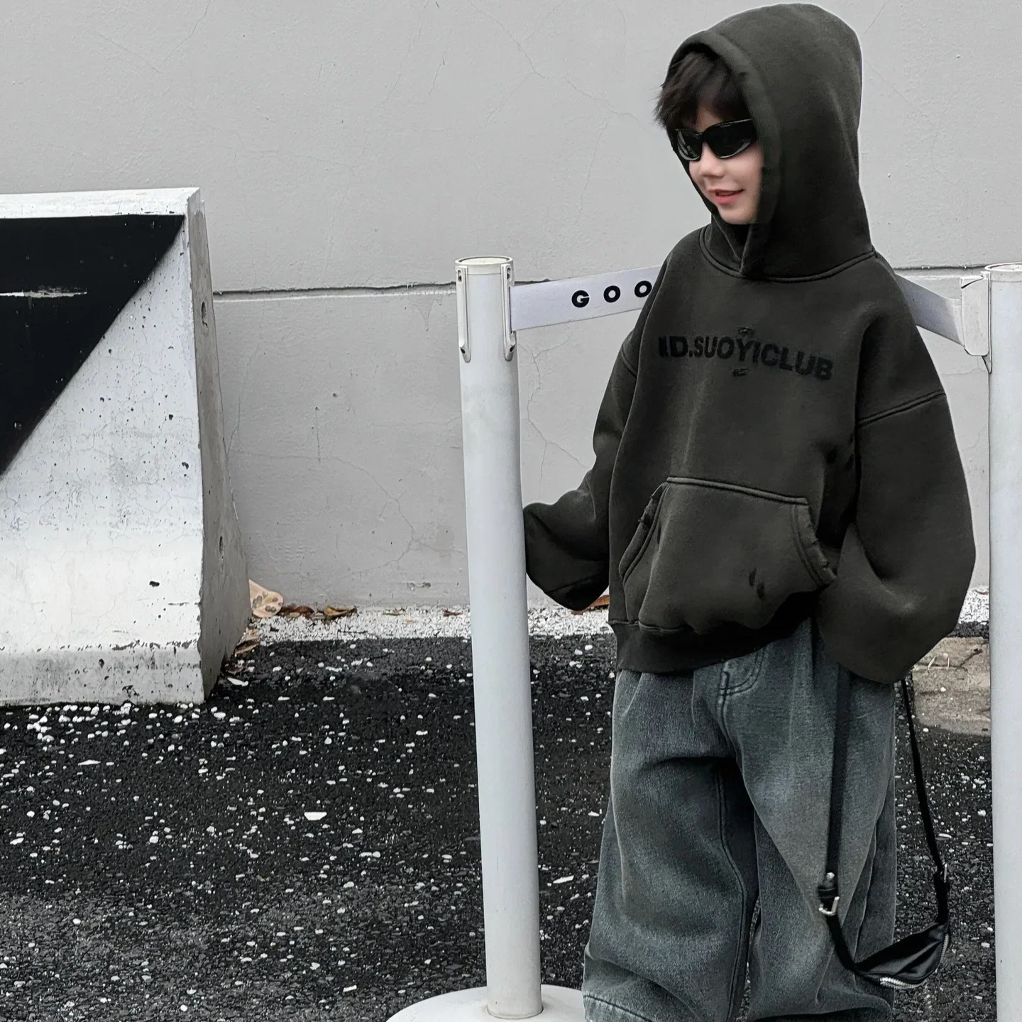 Childrens Clothing Fashion All Match Pullover Top Winter Boys Handsome Retro American Printed Wool Loose Hoodie 241210