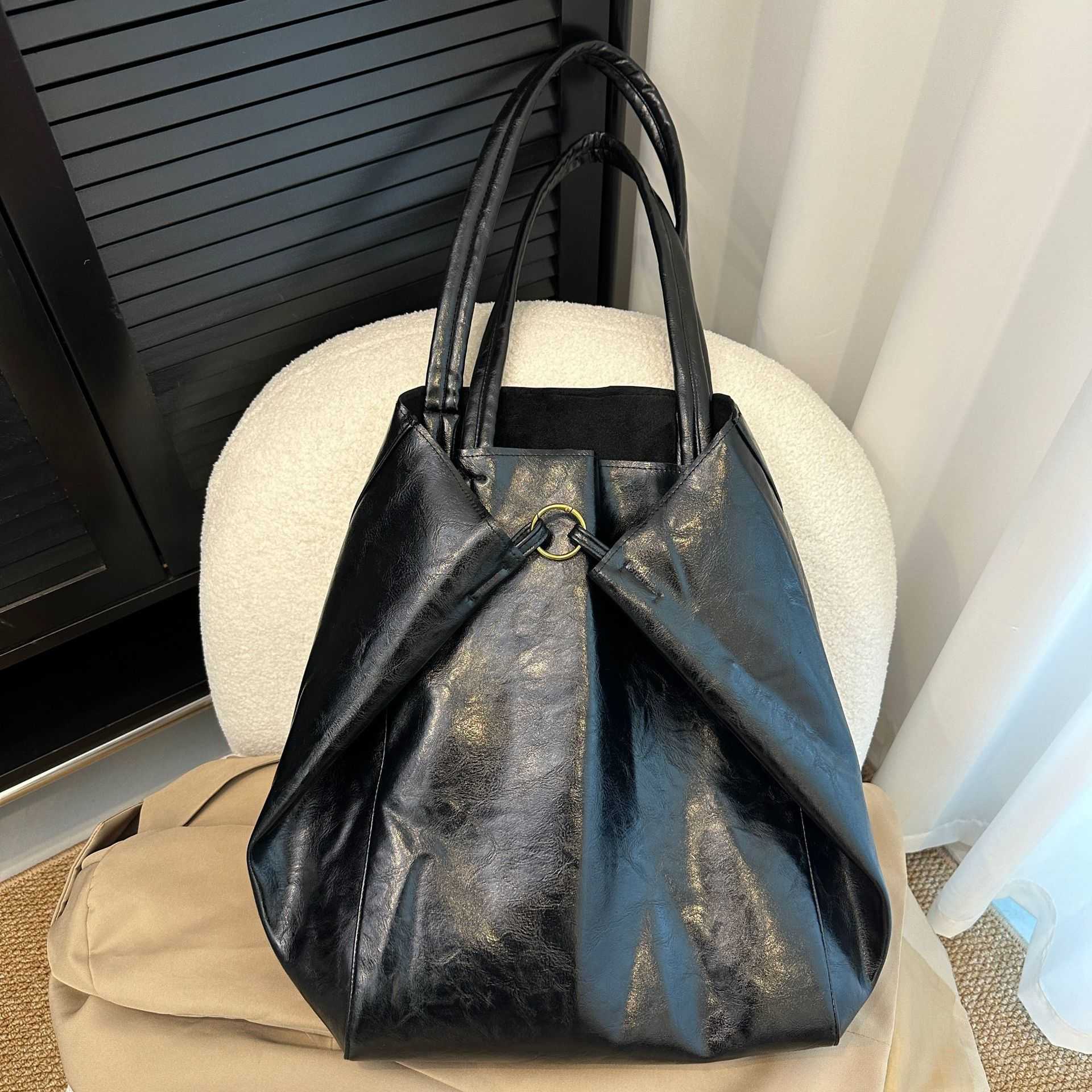 Large Capacity Tote Bun Mother Bag Shoulder Handheld Women's Texture Leather Bag 241215