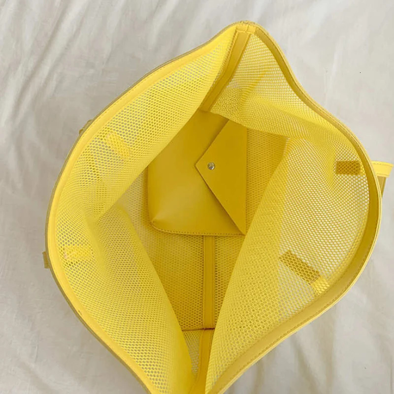 Arrival Womens Shoulder Bag Fashion Waterproof Handbag Beach Hollow Outer Bag Large Capacity Womens Travel Shopping Bag 241205