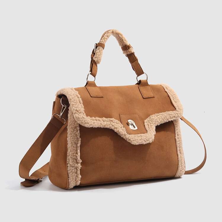 Korean version of high-capacity commuting versatile single shoulder crossbody bag, 2024 autumn and winter new fashion splicing lamb wool handbag