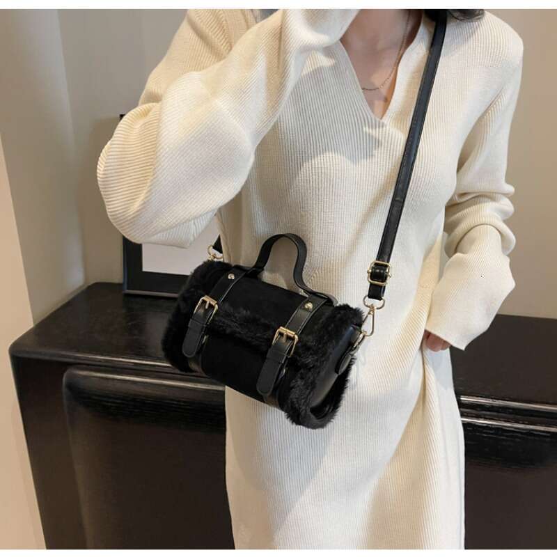 Autumn and Winter Shoulder for Women New Lamb Plush Suede Ladies Small Square Crossbody Bags Bolsas Para Mujeres