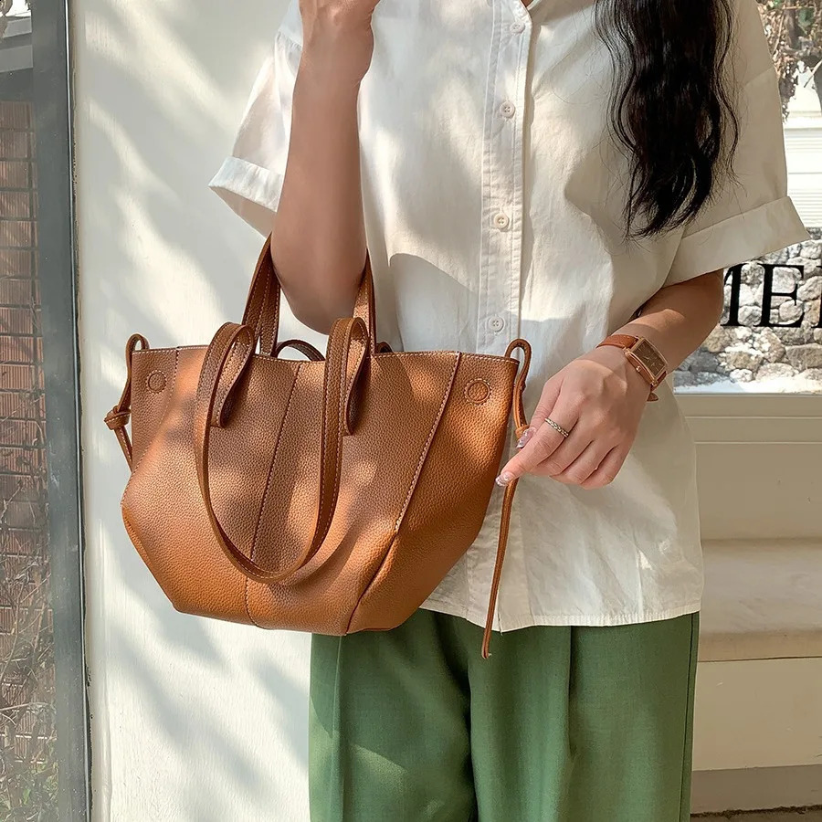 Big Soft PU Leather Handbag Lichee Pattern Womens Shoulder Bag Womens Handbag Quilted Shopping Bag 241210