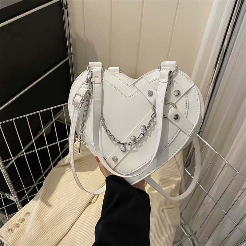Peach Heart Rivet New Trendy Fashion Personality Spicy Girl Chain Handheld Cross Shoulder Underarm Love Bag for Women