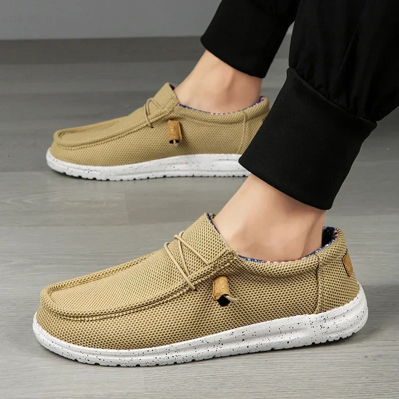 Men Casual Shoes Slip on Canvas Loafers Comfortable Walking Flats for Man Dude Non Slip Soft Moccasins Sneakers Summer 241209