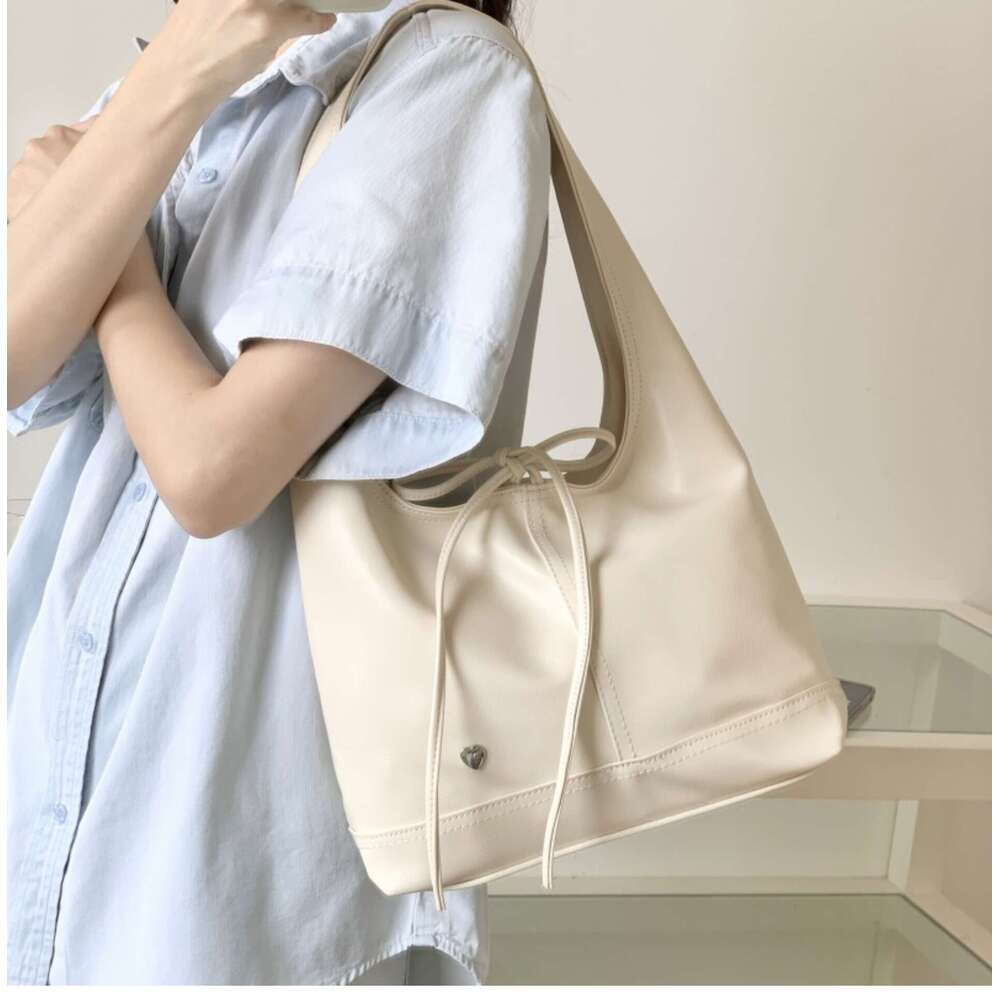 Korean New Shoulder Bow Large Capacity Tote Fashionable And Versatile Underarm Bag For Women B3
