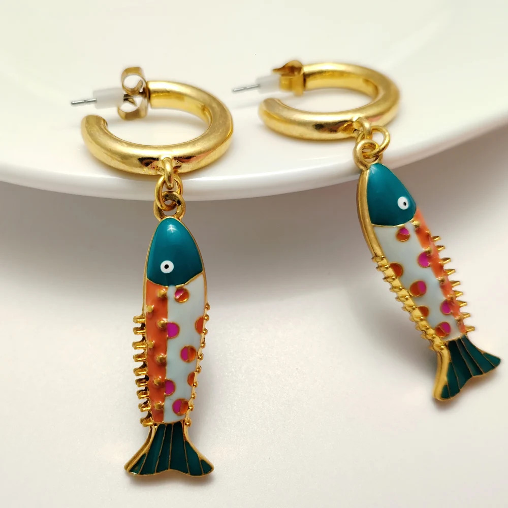 Womens Earrings Bohemian 2025 Trend Devil Killer Perforated Mermaid Y2k Accessories Jewelry Cute er 241209