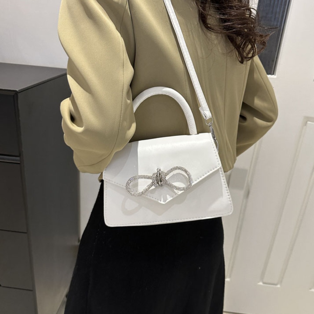 New fashionable shoulder and armpit retro handbag designed for daily leisure commuting PU leather crossbody bag trendy bag bag