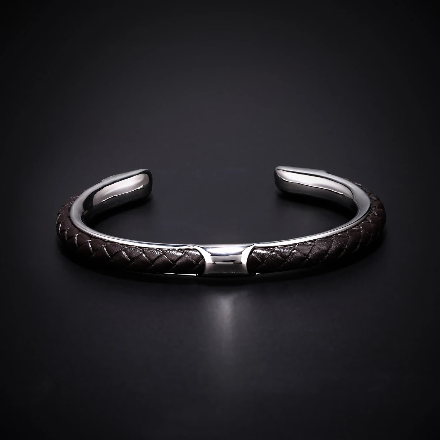 Charming mens hand woven leather bracelet black high-quality metal stainless steel bracelet and mens wristband gift 241210bj