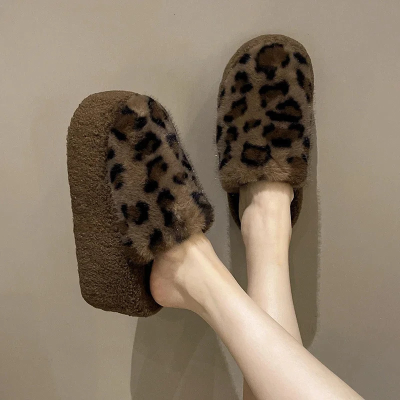 Womens fur platform slider leopard print thick womens shoe slider winter trend plush warm outdoor flip cover snow Botas Mujer241209bj