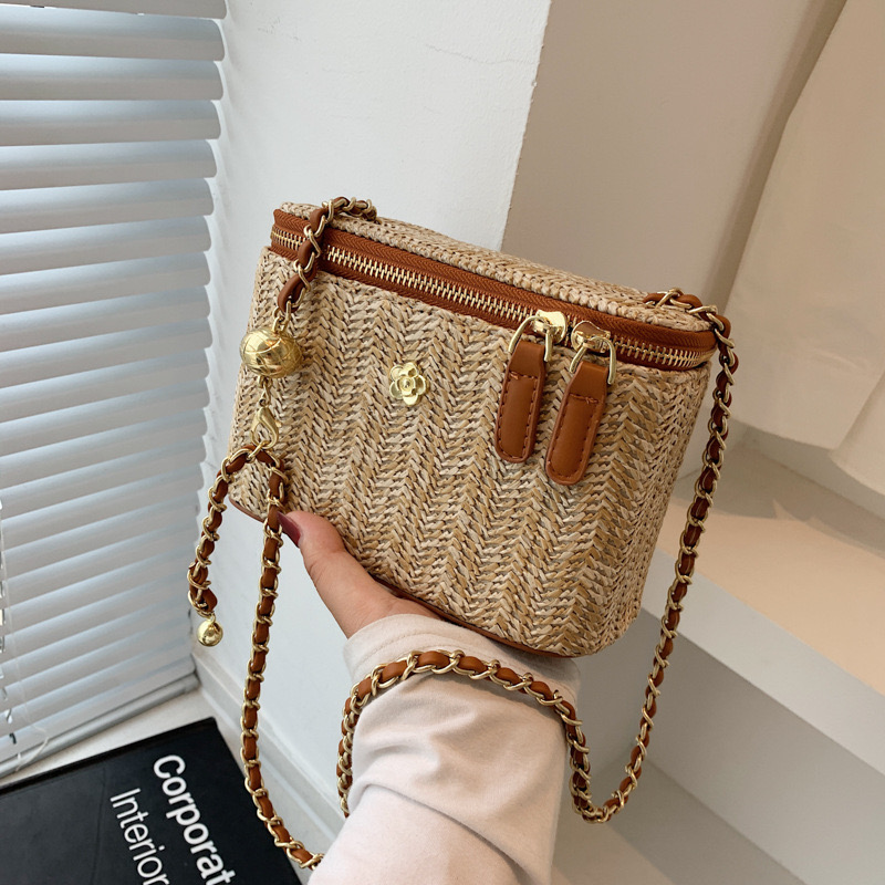 Free Shipping Trendy 2024 Straw Woven Fashion Box Small Square Cross Shoulder Chain Bohemian Style Mobile Phone Bag