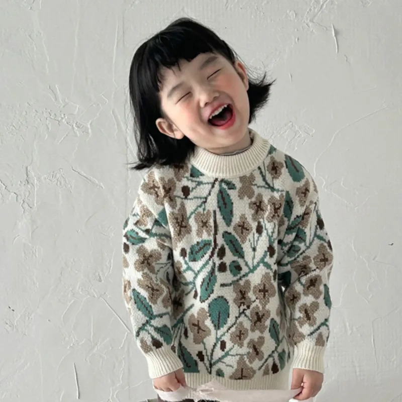Winter Korean Childrens Girls Pullover Sweater Jacquard Retro Knitted Warm Childrens Girls Sweater Baby Knitted Top 241210