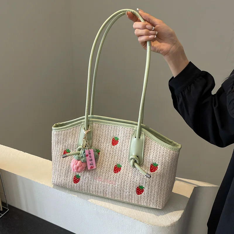 Large capacity womens straw handbag cute strawberry pattern summer beach womens armpit handbag shoulder messenger bag 241205