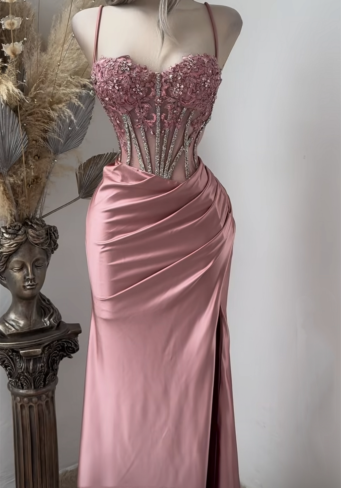 Or Length Pink Mermaid Prom Dresses Side Split Spaghetti Straps Sexy Special Ocn Dress Lace Appliques Crystals Beaded Illusion Corset Pageant Evening 