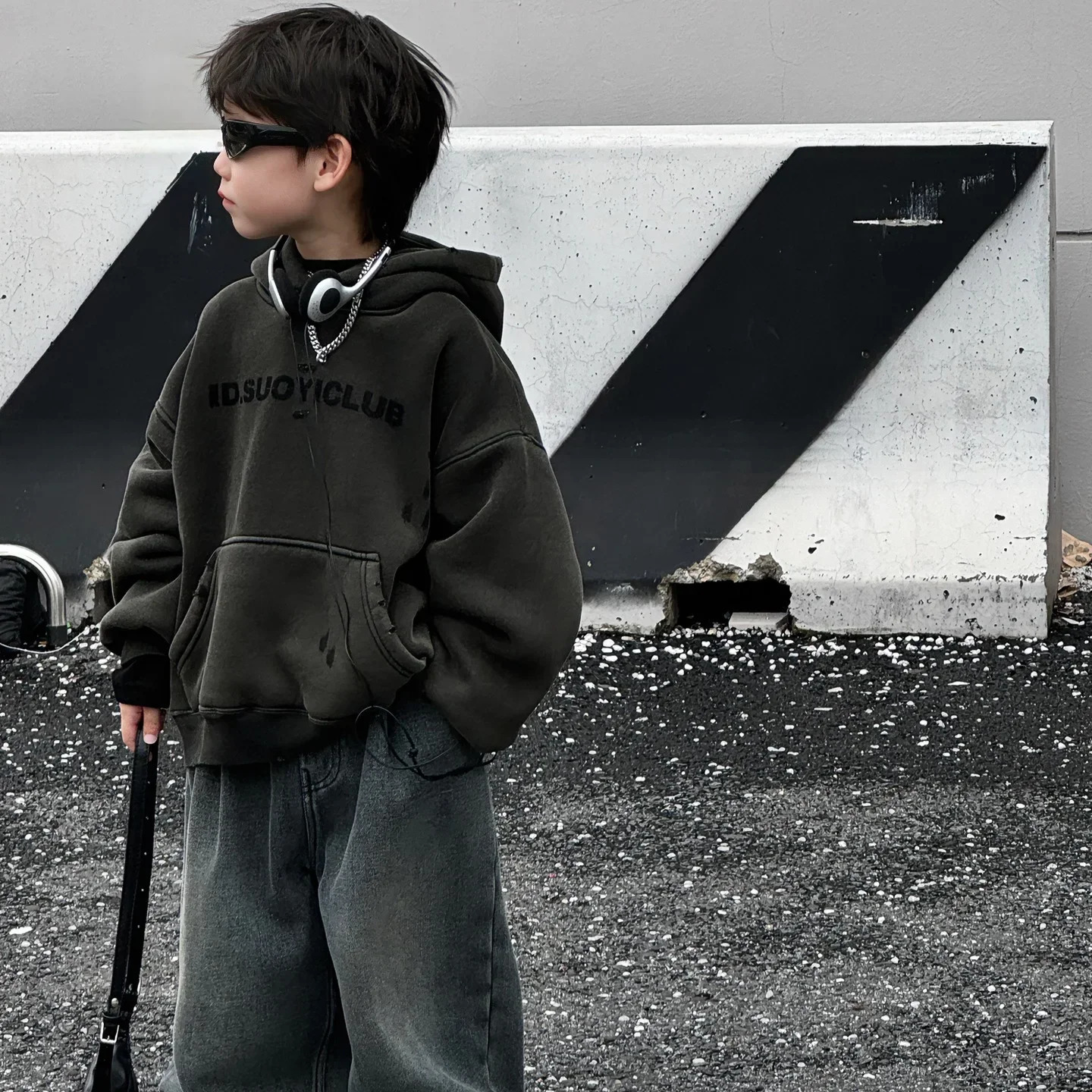 Childrens Clothing Fashion All Match Pullover Top Winter Boys Handsome Retro American Printed Wool Loose Hoodie 241210