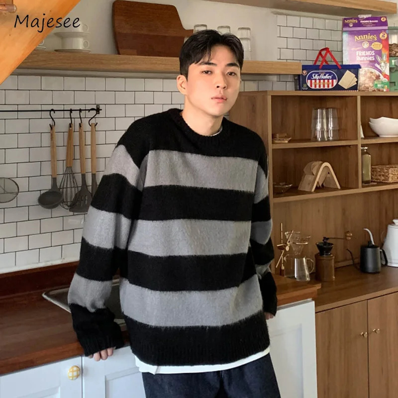 Striped Sweaters Men Autumn Korean Style Loose Slouchy Harajuku Long Sleeve Knitwear Allmatch High Street Males Pullovers Daily 241209