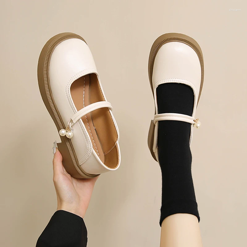 2025 NEW Casual Shoes Korean Shallow Mouth Female Footwear Pearl Decorateion Slip-on Oxfords Women's Autumn Dress Beading Slip On Leath zhanyishe
