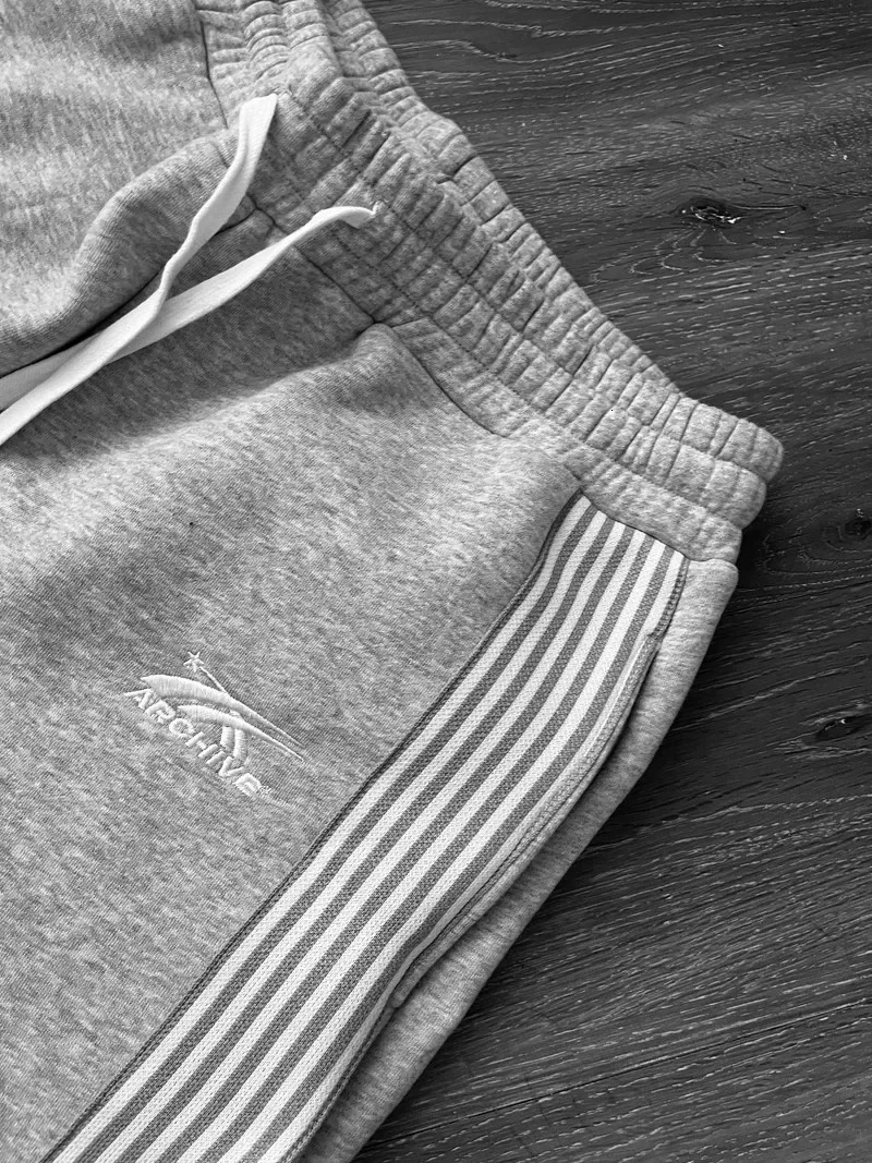 Y2K Striped Wide Legs Sweatpants Men Women Harajuku Letter Graphic Embroidered Trousers Gothic Casual Gray Track Pants 241203Z