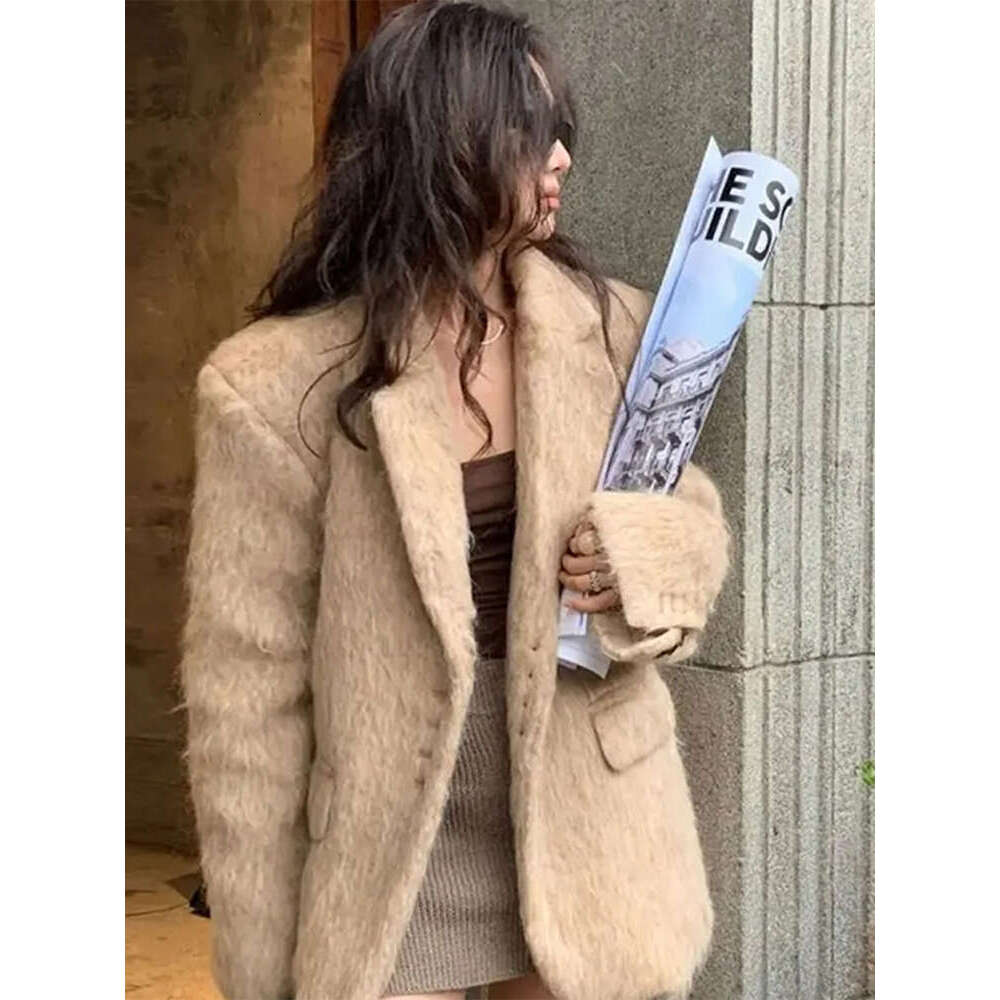 Retro Woolen Button Suit Coats Women Casual Loose Turn-Down Collar Gray Coat Lady Autumn Winter Classic Elegant Street Outwear