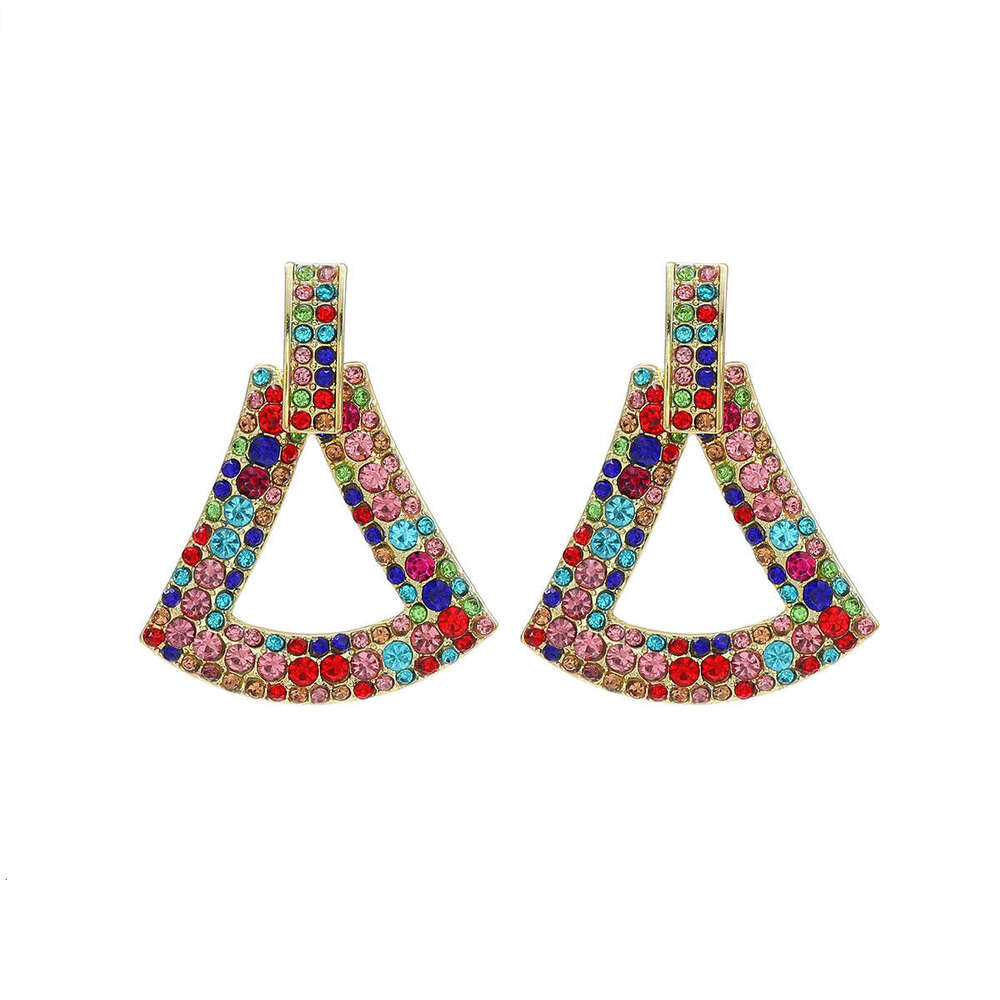 New sier needle studded dia geometric triangle hollow with a simple high-end feel, light versatile and earrings