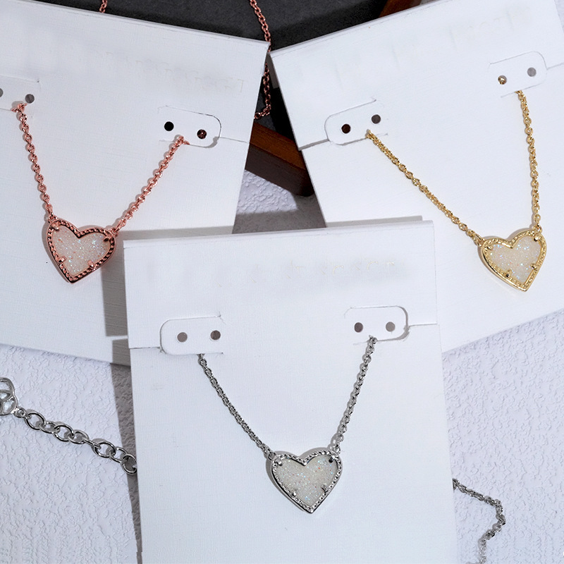 Designer Kendr Scot… - image