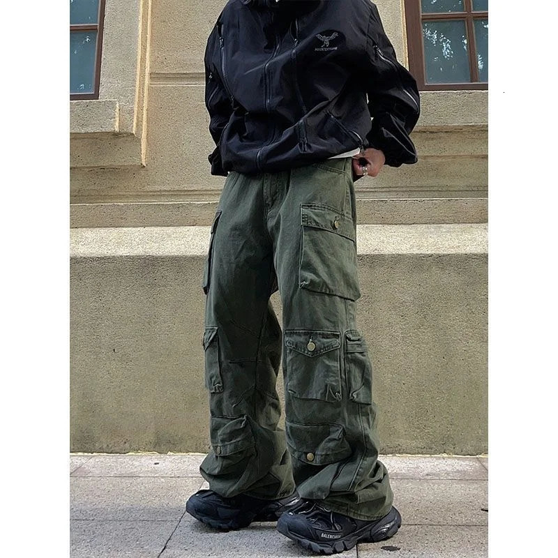 Street White Multi-pocket Overalls Mens Harajuku Style Loose Casual Trousers Straight Mopping Pants Autumn 241209