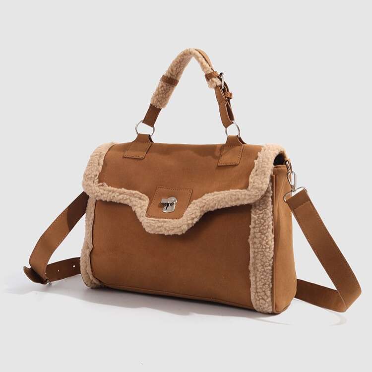 Korean version of high-capacity commuting versatile single shoulder crossbody bag, 2024 autumn and winter new fashion splicing lamb wool handbag