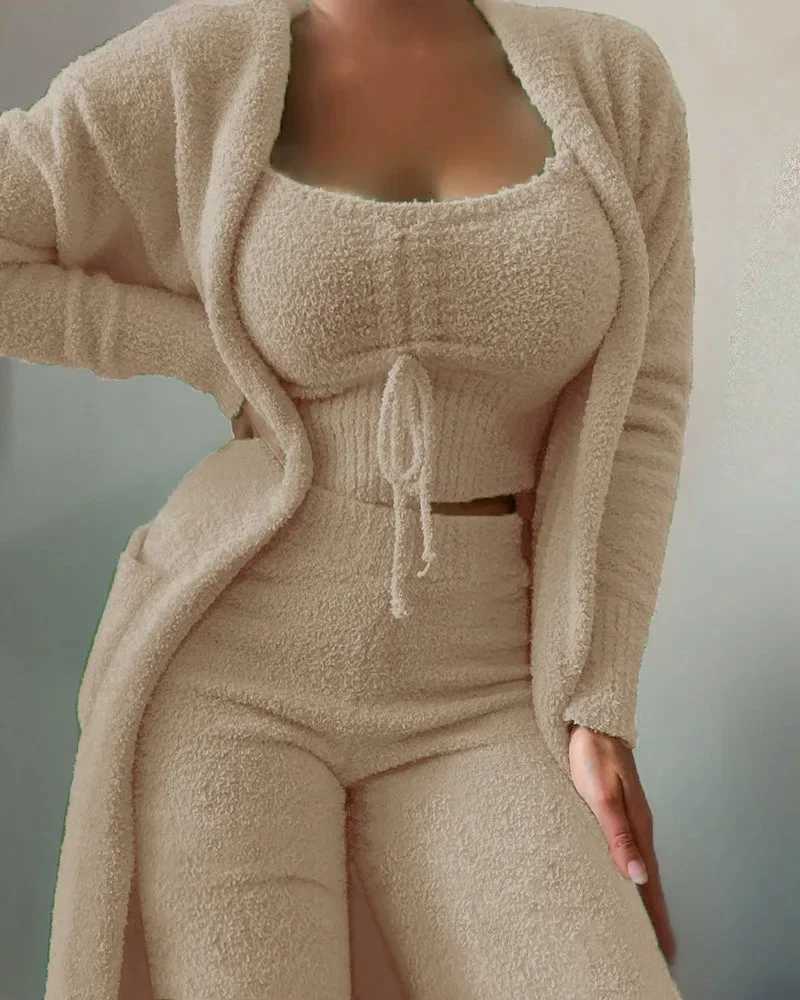 2022 New Autumn Winter Womens Velvet Pajamas Set Crop Top+Long Pants+Coat 3 Pieces Suit Warm Soft Fleece Homewear Pyjamas S-3XLC241209C250109