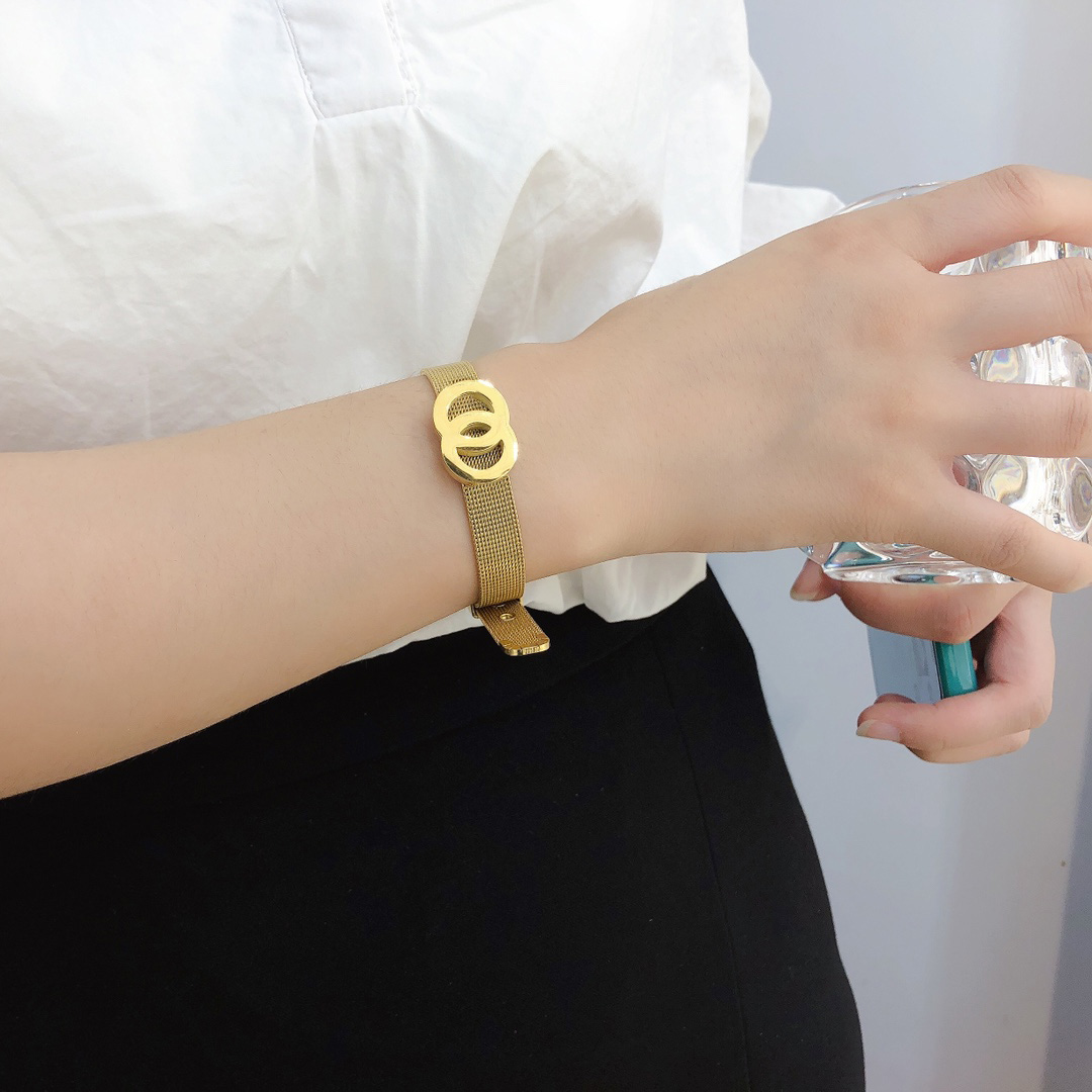 bangles bangle high quality inlay crystal letter pendant charm bracelets women jewelry stainless steel wristband cuff fashion accessories