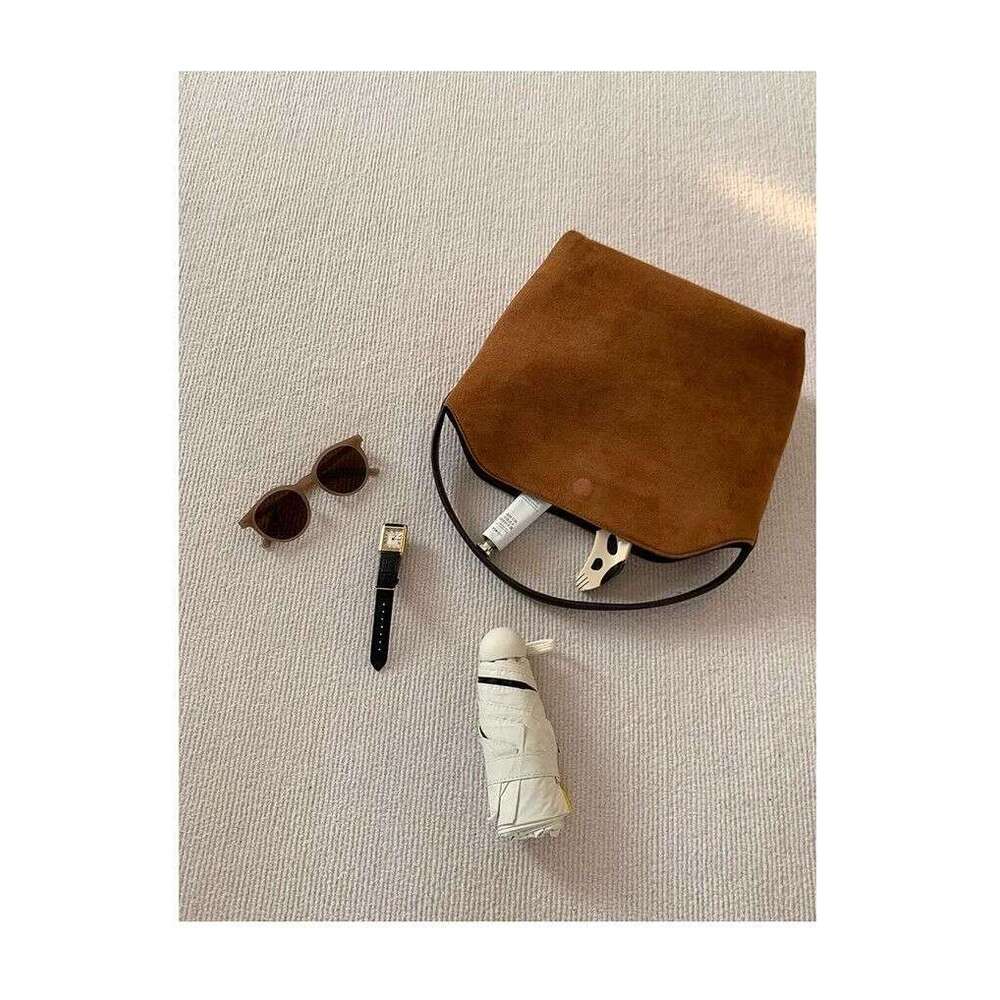 Autumn And Winter New Retro Suede Women's Splicing Handbag Versatile Single Shoulder Underarm Bag Fashionable Quality Classic B3