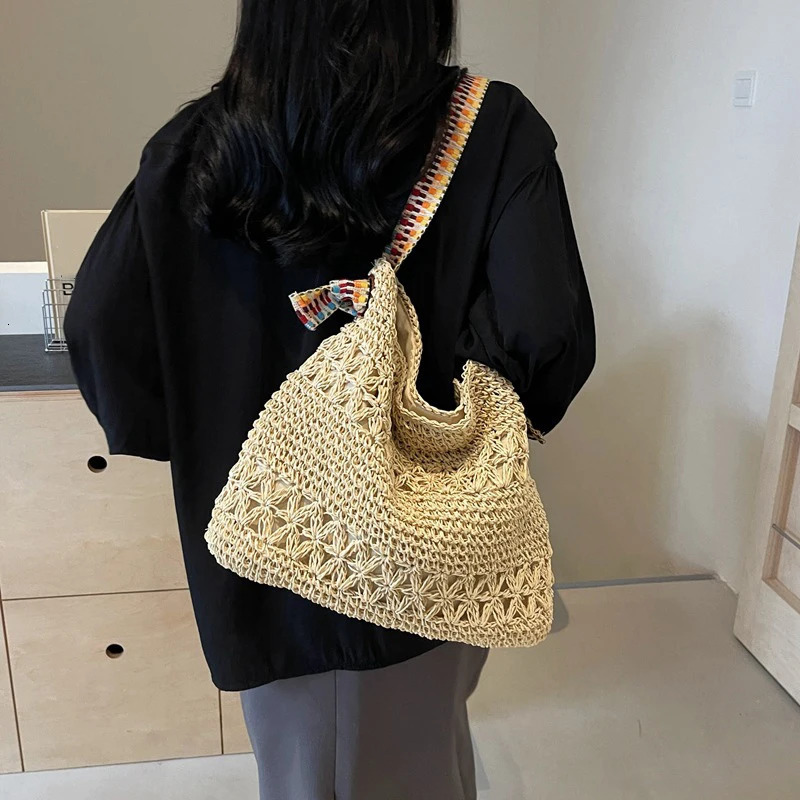 Woven wallet and handbag womens shoulder bag womens shoulder bag womens large capacity beach bag 241205