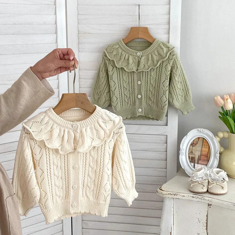 Baby born girl sweater cardigan wool sweater hollow flower pleated long sleeved girl top coat Korean girl dress autumn knitted jacket 241210