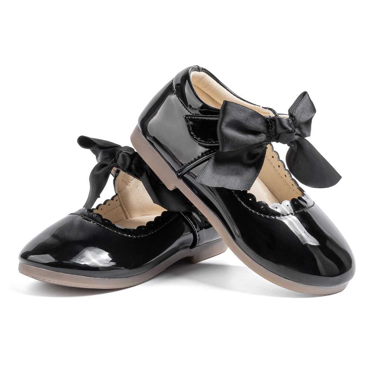 KIDSUN Fashion White Bow Kids Leather Shoes Childrens Girl Princess Par Shoes Flat Rubber Non-slip Wearable Dress ShoesXJ241209