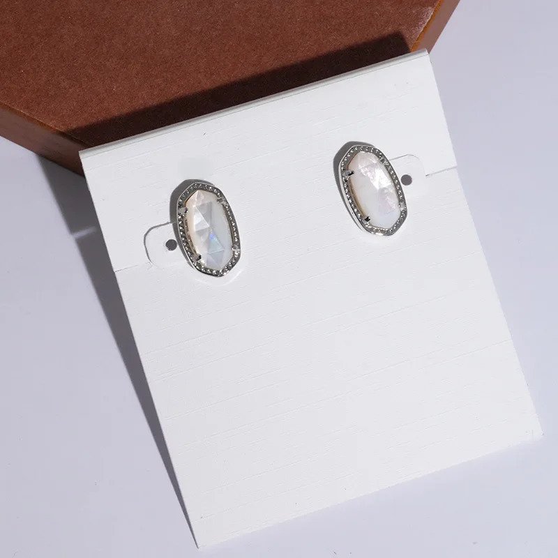 Simple Retro Elegant Classic High Feeling Gorgeous Fashion Stone Crystal Stud Earrings from Europe and the United States 241209