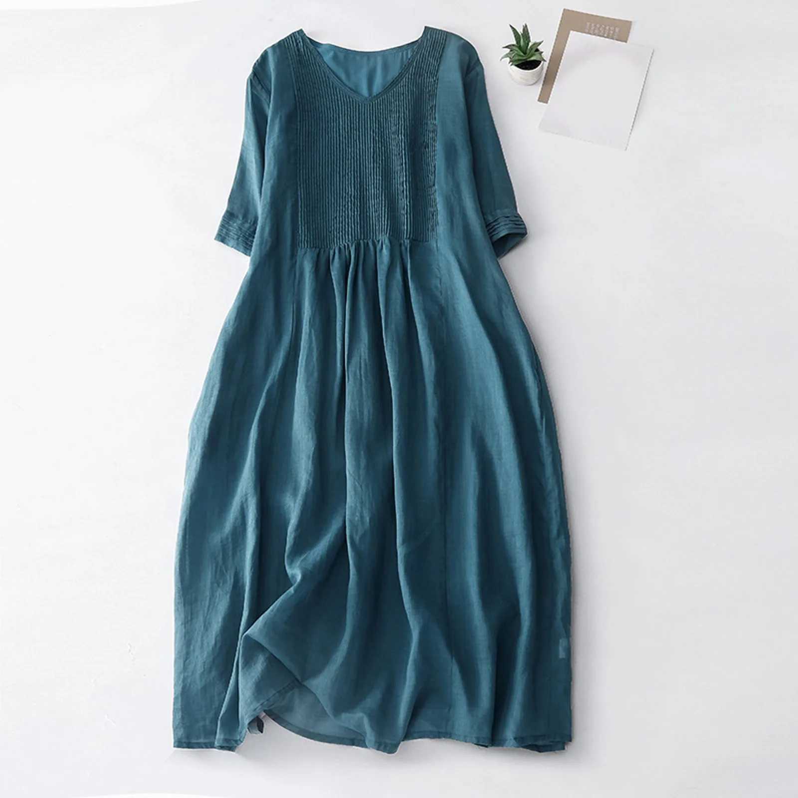 Womens solid color cotton linen long dress a V-neck pleated half Sve Maxi dress summer dress with pockets W241210