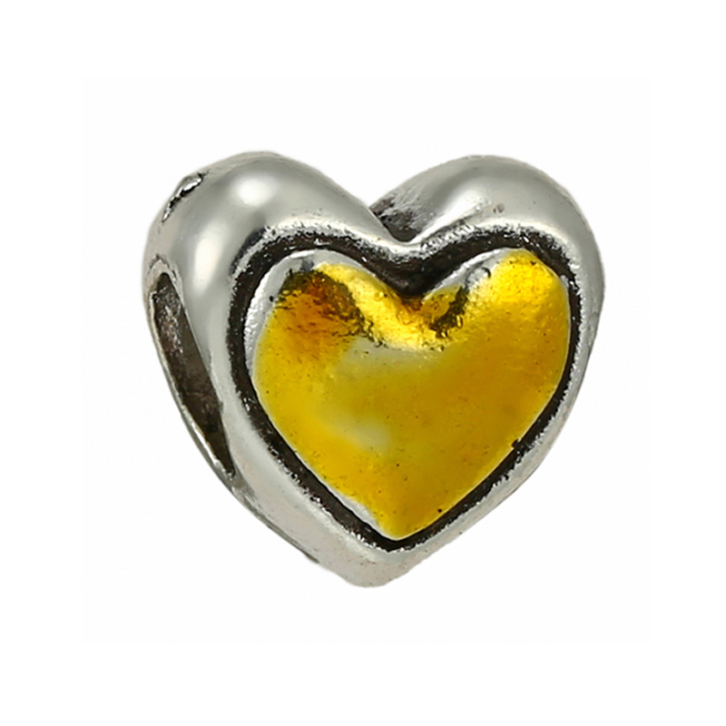 Gorgeous Heart Charm With Golden Body And Inlaid Pink Gem Surrounded By Golden Beads Delicate Design Diy Jewelry High Grade Accessories Wholesale