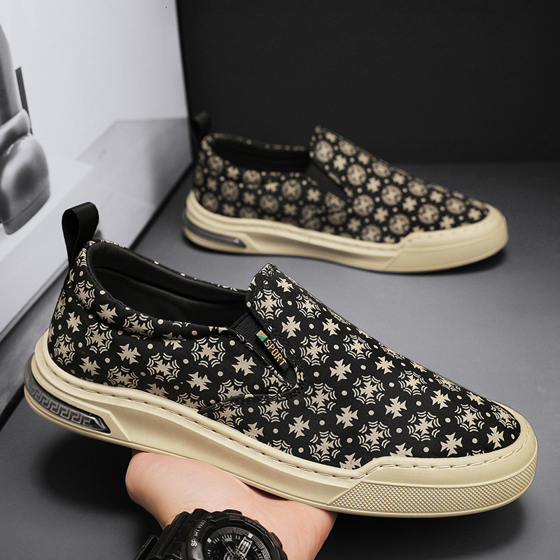 2025 Spring New Men's Sports Low-top Lazy Man A Slip-on Canvas Breathable Casual Foot Shoes Men