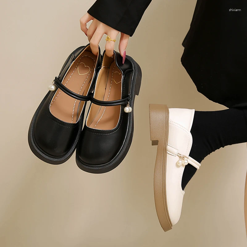 2025 NEW Casual Shoes Korean Shallow Mouth Female Footwear Pearl Decorateion Slip-on Oxfords Women's Autumn Dress Beading Slip On Leath zhanyishe
