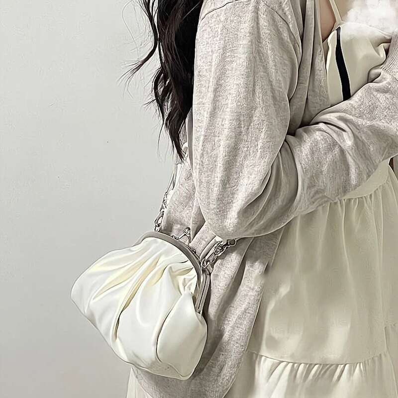 Banquet Cloud Handbag, Cross-Border Pleated Clip High-End Chain New Casual Fashion Crossbody Bag, Fashionable Quality Classic
