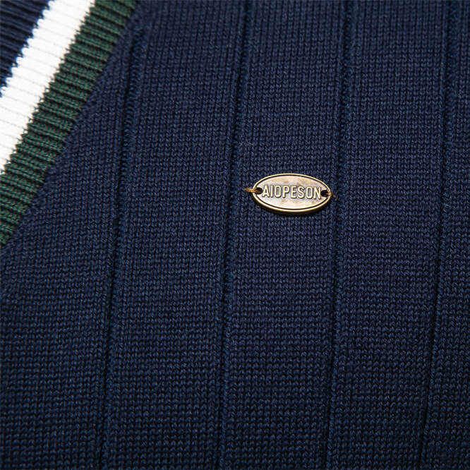 2024 autumn and winter new cardigan V-neck long sleeved sweater trendy style contrasting border men's knitted jacket