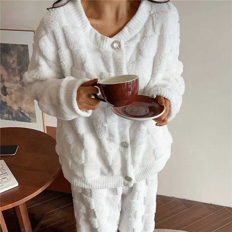 Women Pyjamas Sets Autumn Winter Warm Flannel Thick Homewear Long Sleeve Solid Color Sleepwear Female Pajamas SuitC241209C250109