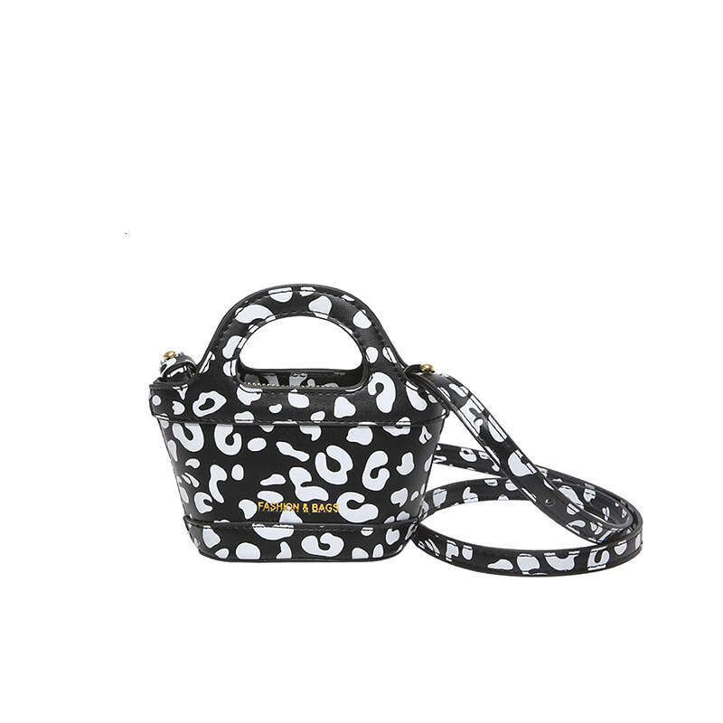 Fashion Belt Decoration Crossbody Interior Compartment Mini High Quality Bags for Women Zipper Pu Women's Handbags