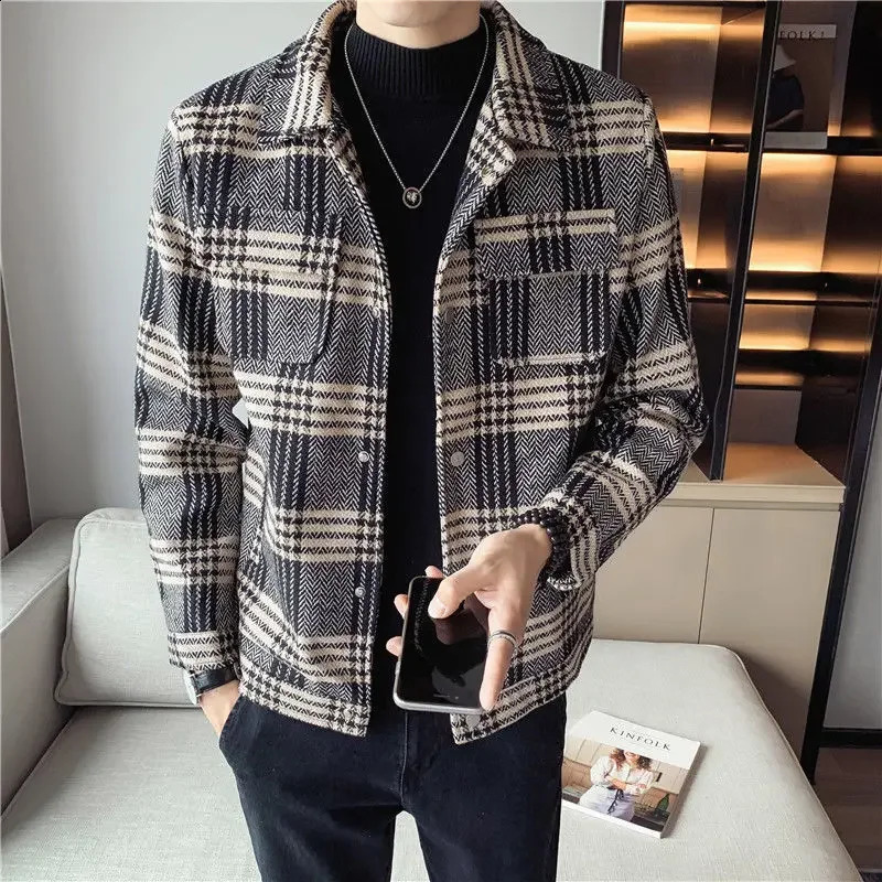 Man Coat Plaid Wool Blends Winter Sales of Short Slim Fit Jacket for Men Korean Reviews Many Harajuku y ner Trendy 241210